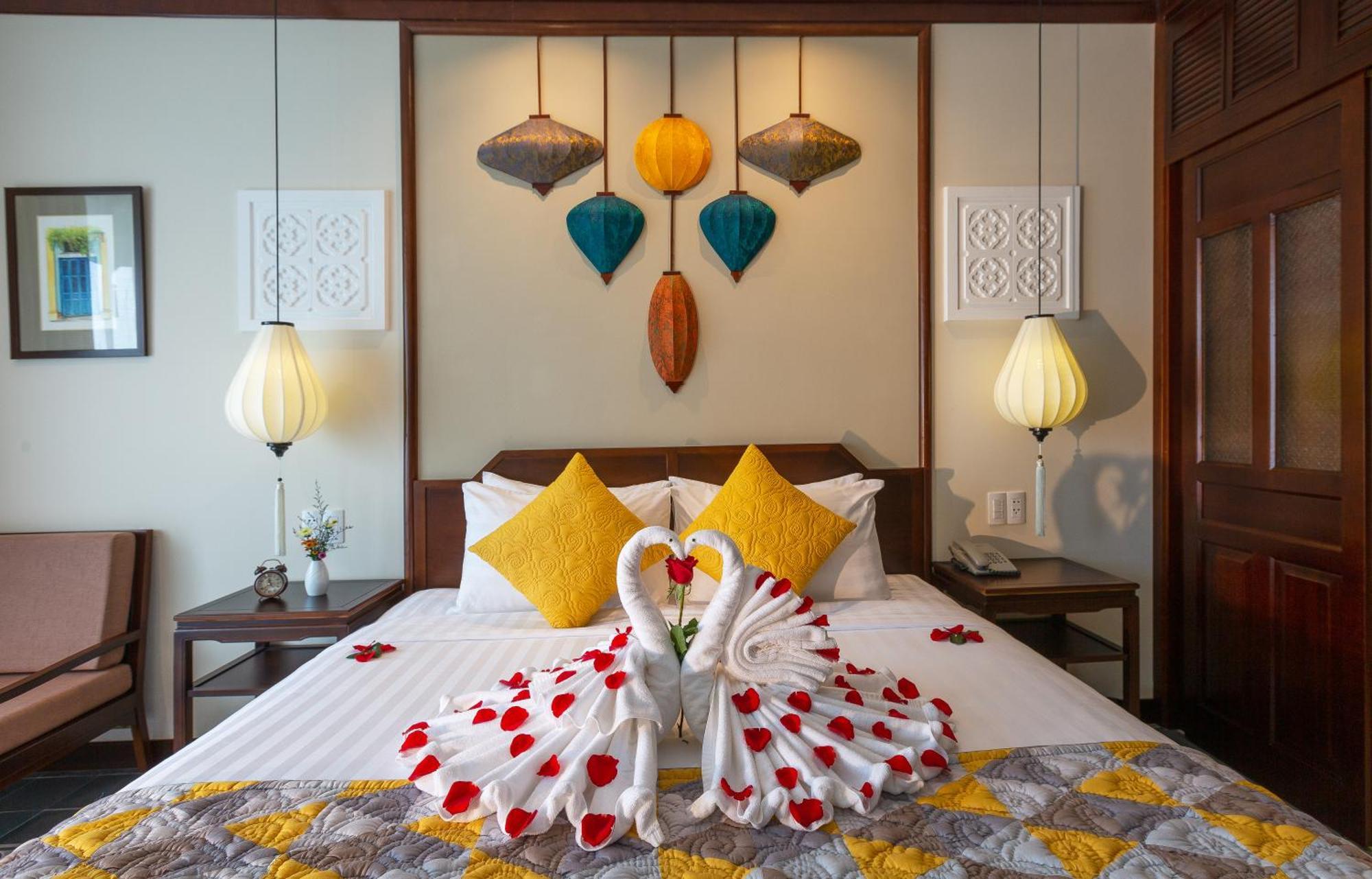 Cozy Savvy Boutique Hotel Hoi An Bagian luar foto